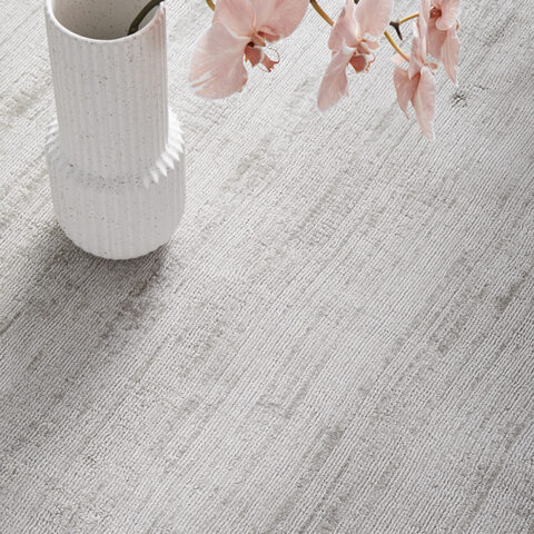 BLS-SILV-bliss-viscose-grey-silky-rug-urbanrugs