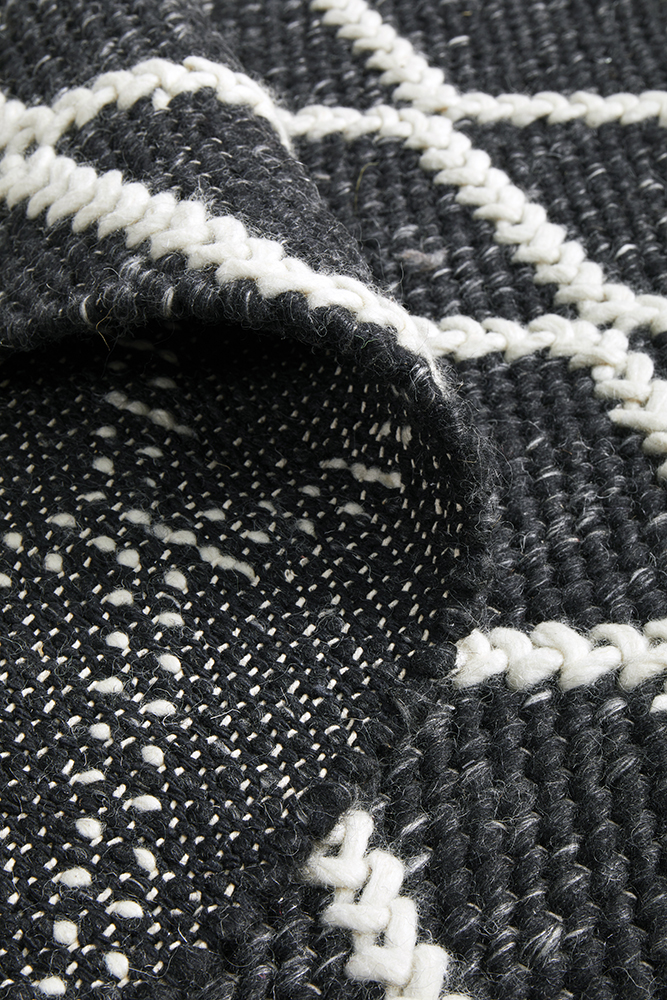 hux-black-white-wool-diamond-rug-unitex-urban-rugs