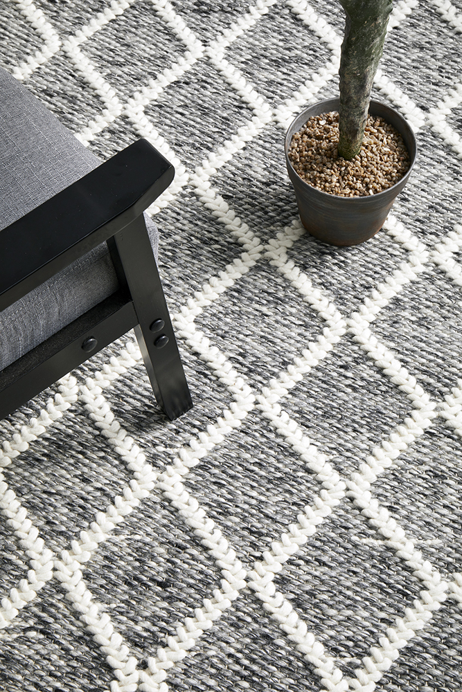 hux-white-grey-wool-diamond-rug-unitex-urban-rugs