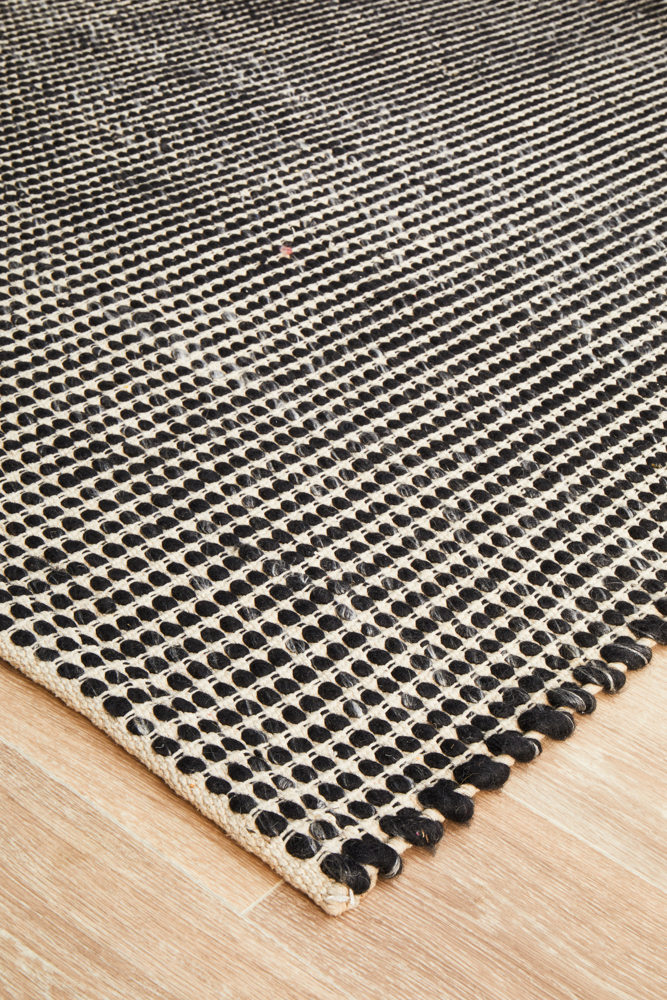 skan-300-bla-black-wool-flatweave-urban-rugs-unitex