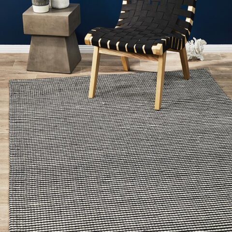 Oskar Studio Black/White